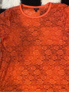 Torrid Coral/Orange Lace Short Sleeve Top